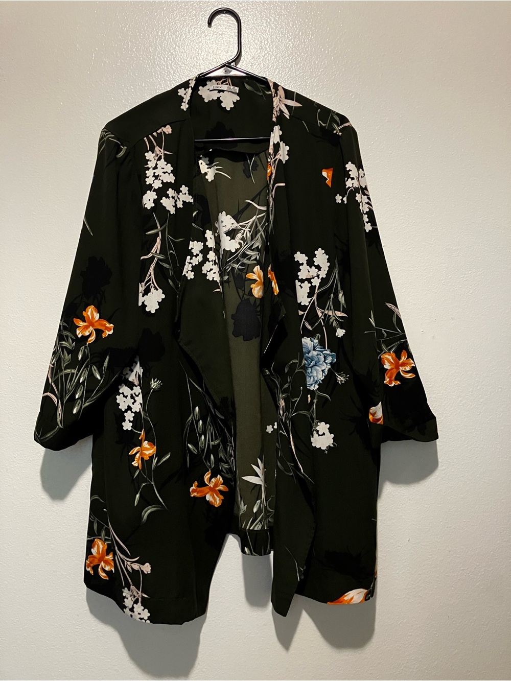 DEX Cardigan